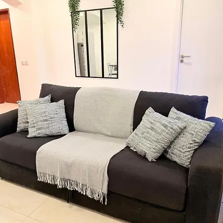 Apartman Ouraflats *